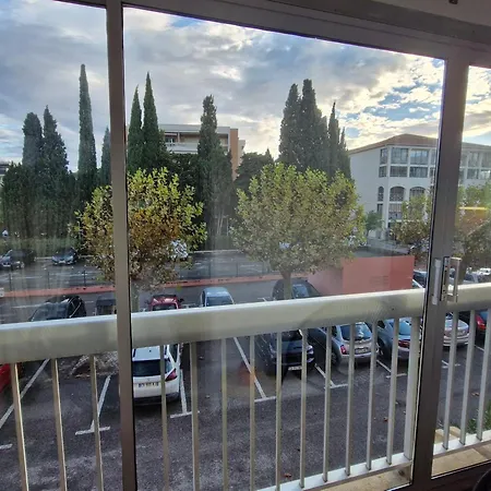 Climatise Avec Parking, Proche Et Commerces A - Fr-1-780-92 * Sainte-Maxime